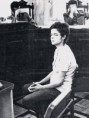 Foto inédita mostra Dilma em interrogatório em 1970